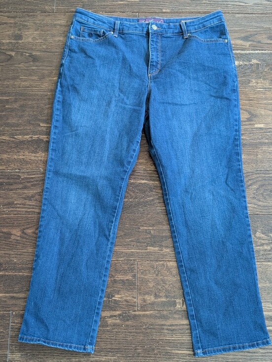 Gloria Vanderbilt Denim - Gloria Vanderbilt Amanda 2.0 Slim Fit Straight Leg Blue Jeans